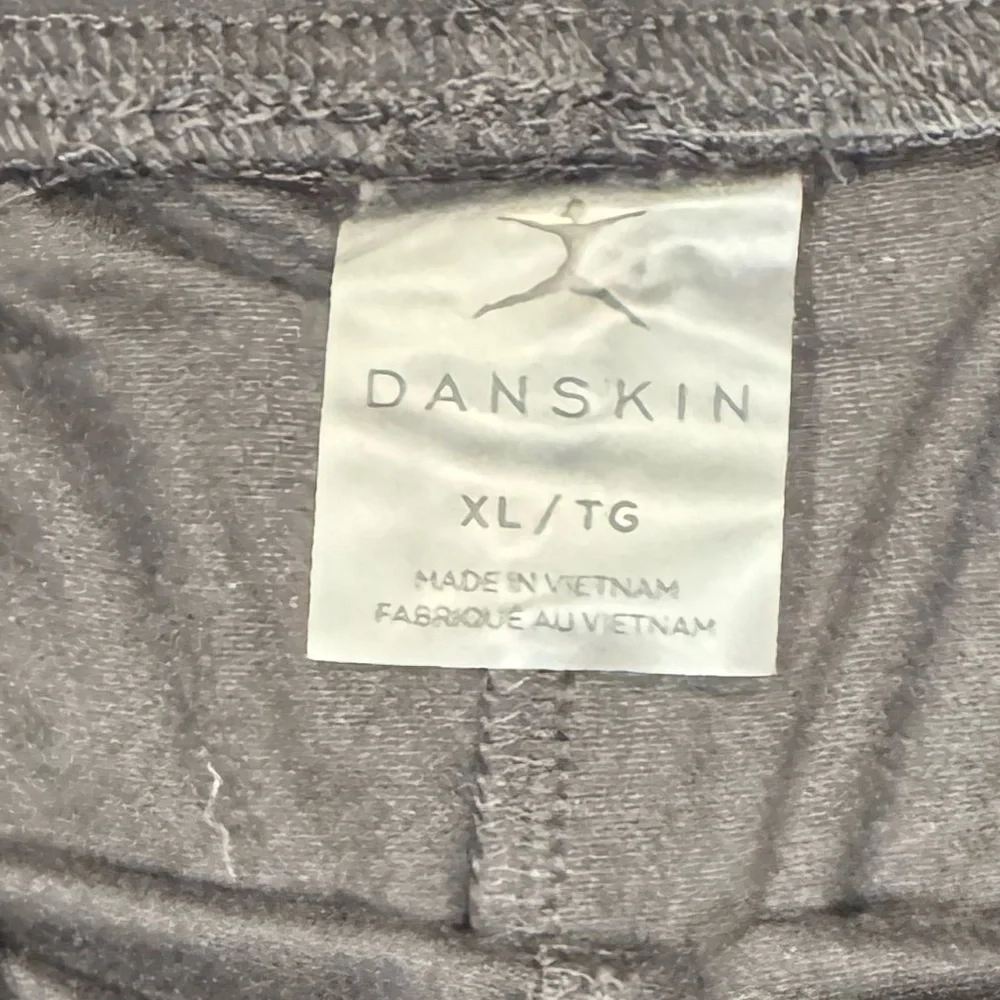 NWOT DANSKIN Soft Comfy Lounge Shorts With Pockets Black XL